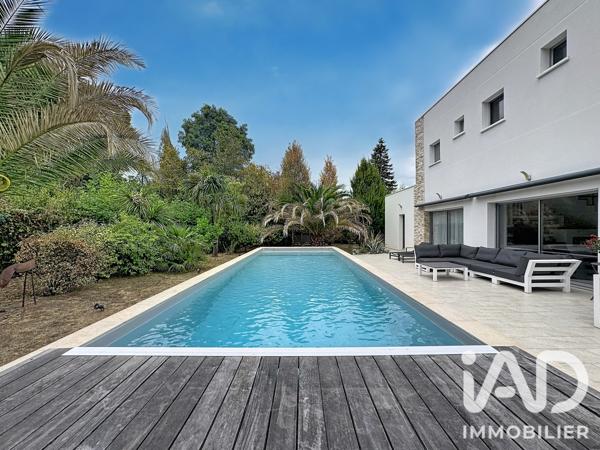Maison à vendre 8 pièces 203 m² Pessac