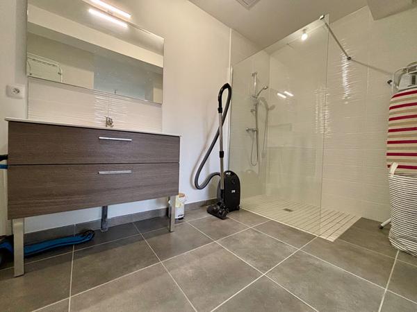 Maison Plachy-buyon - 6 pièces - 141.5 m2 -