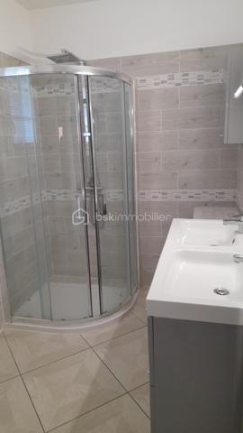 Maison traditionnelle de 225 m²