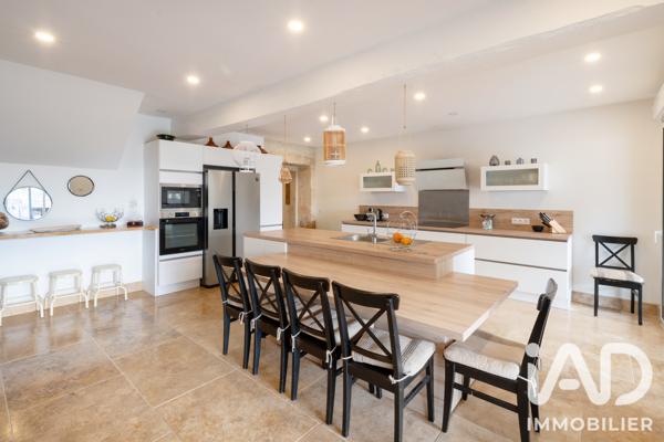 Maison à vendre 20 pièces 725 m² Champlay
