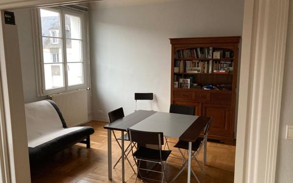 Appartement à vendre    4 pièces • 116 m2 Tours