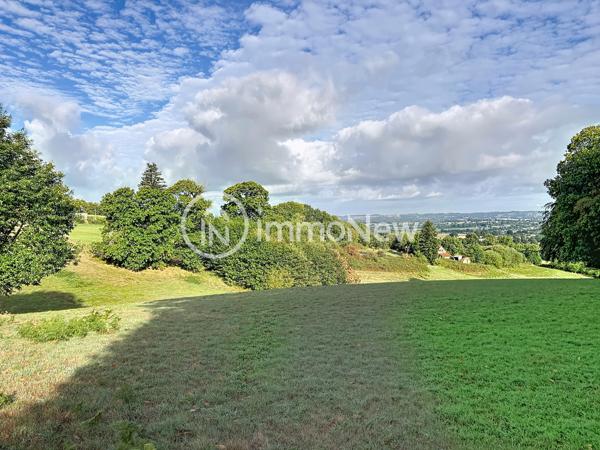 GRANGE A RENOVER 100 M2 EN LISIERE DE FORET VUE EXCEPTIONNELLE SUR 4 HECTARES ENVIRON