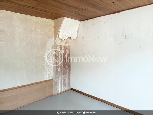GRANGE A RENOVER 100 M2 EN LISIERE DE FORET VUE EXCEPTIONNELLE SUR 4 HECTARES ENVIRON