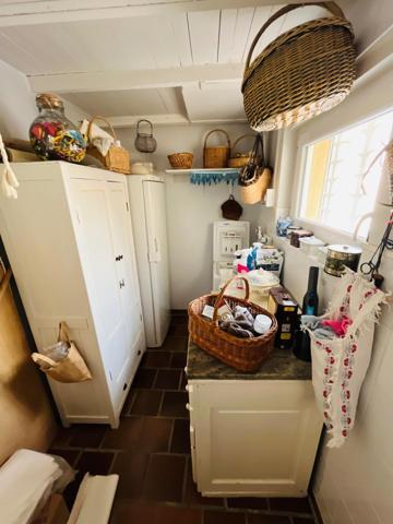 Grande maison familiale avec jardin et dépendances