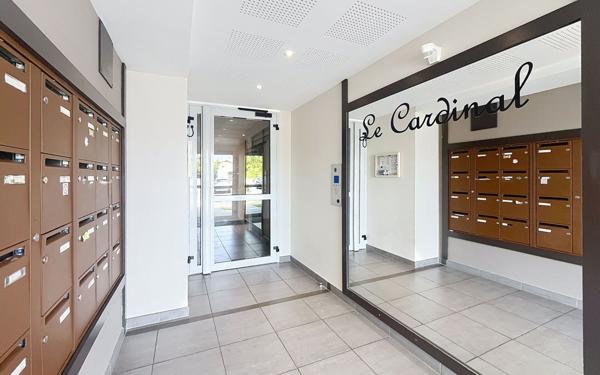 Appartement à vendre    2 pièces •  Bayonne