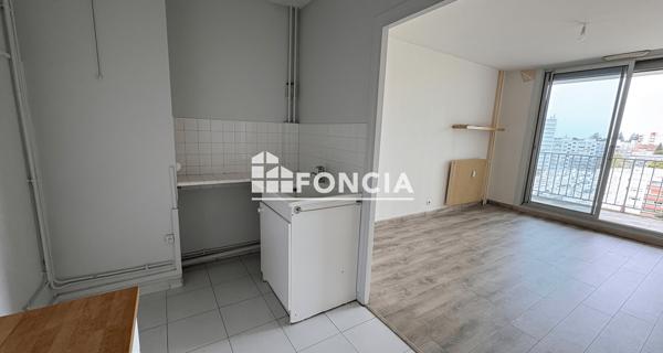 Location Appartement 2 pièces 42 m² - Bourg-en-bresse 01000