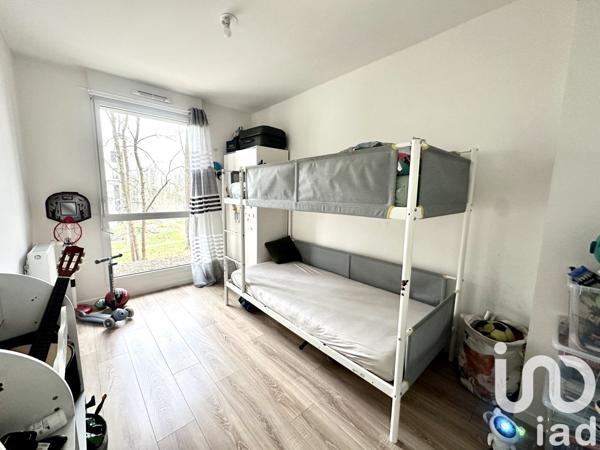 Appartement 4 pièces de 71 m² à Massy (91300)