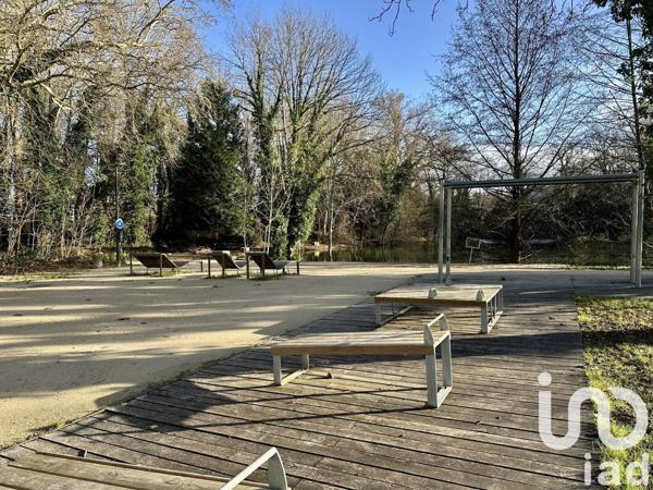 Appartement 4 pièces de 71 m² à Massy (91300)