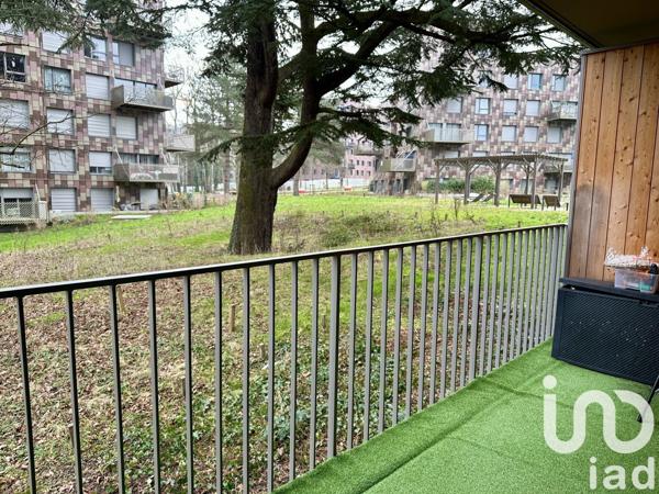 Appartement 4 pièces de 71 m² à Massy (91300)