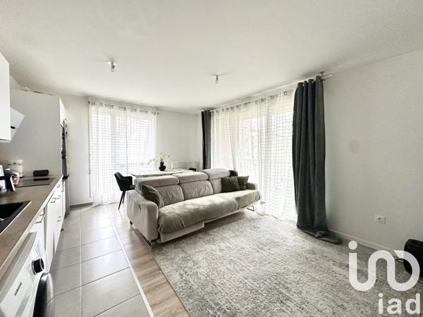 Appartement 4 pièces de 71 m² à Massy (91300)