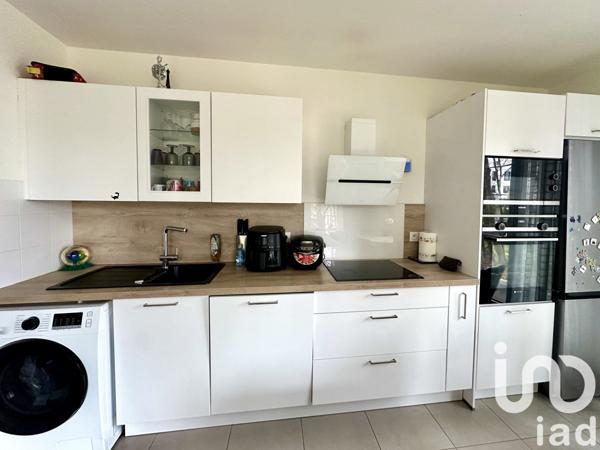 Appartement 4 pièces de 71 m² à Massy (91300)