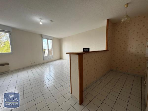 Appartement à louer 3 pièces 70m² Neuville-de-Poitou (86170)