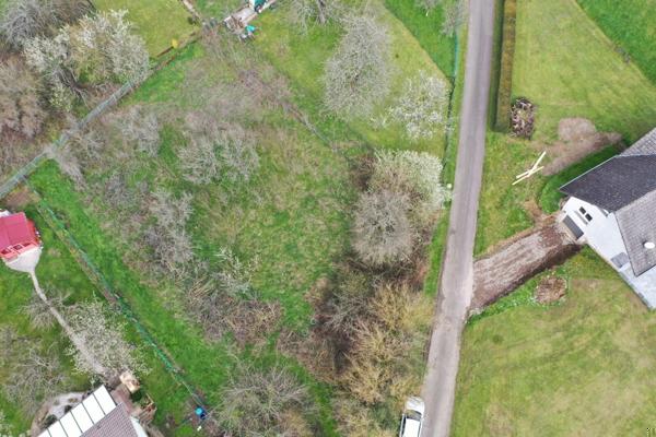 Terrain à bâtir, Secteur Calme, Proche Saint-Avold.