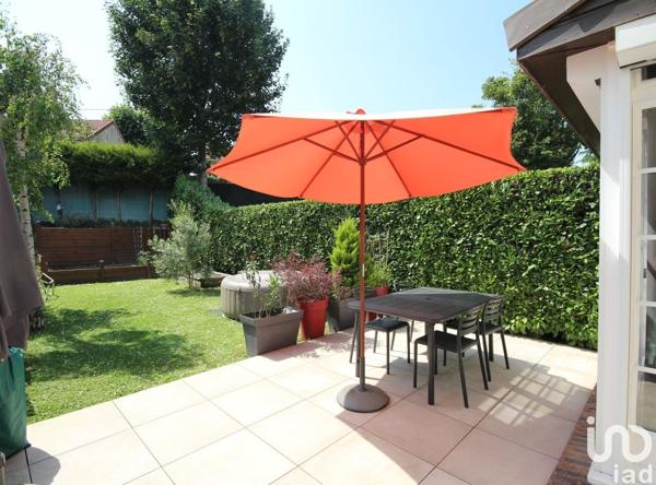 Maison 5 pièces de 107 m² à Les Clayes-sous-Bois (78340)