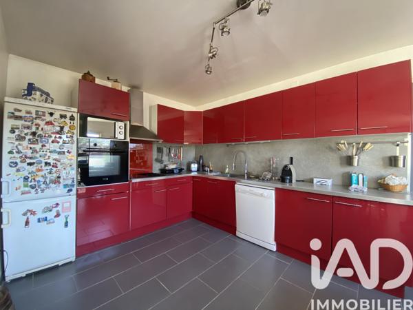 Maison à vendre 5 pièces 133 m² Eyguières