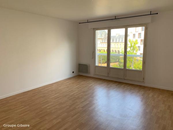 Appartement T2 à louer - 54 m² (réf : 563795)