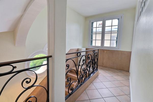 Maison/villa 9p 5ch 298 m2