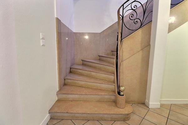 Maison/villa 9p 5ch 298 m2