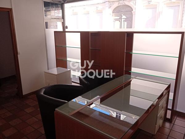 Immeuble mixte à vendre de 151.56 m²