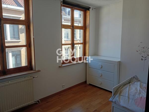 Immeuble mixte à vendre de 151.56 m²