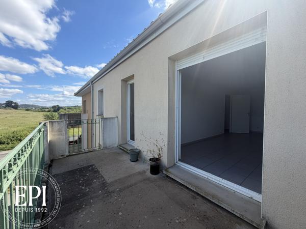 CARCASSONNE – T3 lumineux avec balcon, vue dégagée et 2 parkings