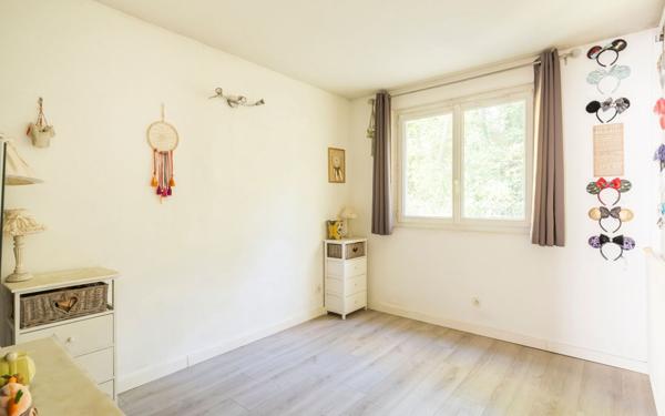 Appartement à vendre    3 pièces • 59,76 m2 Gagny