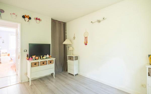 Appartement à vendre    3 pièces • 59,76 m2 Gagny
