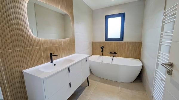 UNE SUPERBE MAISON NEUVE SANS ATTENDRE !
