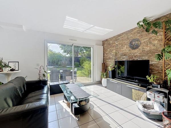Maison à vendre  5 pièces - 108,56 m 2   PLOEREN  - 56