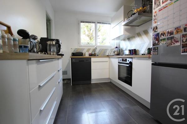 Appartement F3 à vendre  3 pièces - 65,41 m2 ST MICHEL SUR ORGE - 91