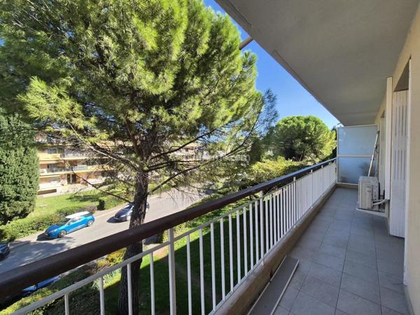 Location                                                      Appartement
                        
                     4 pièces                      66 m2                     à Draguignan