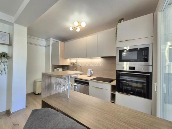 Location                                                      Appartement
                        
                     4 pièces                      66 m2                     à Draguignan