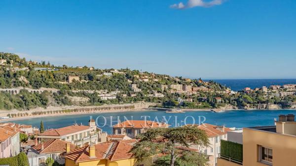 Appartement central avec vue mer et jardin privatif