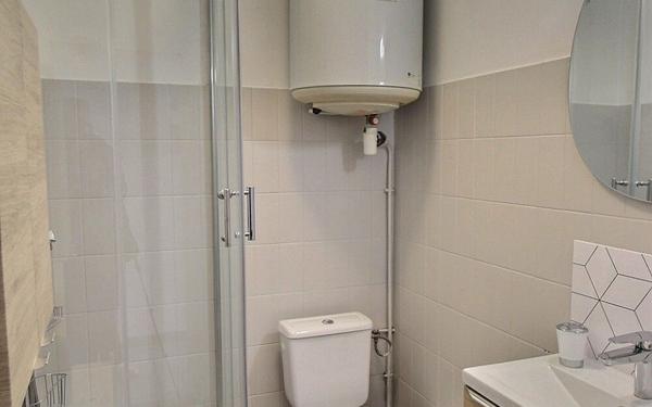 Appartement à louer    1 pièce • 24,35 m2 Marseille 5