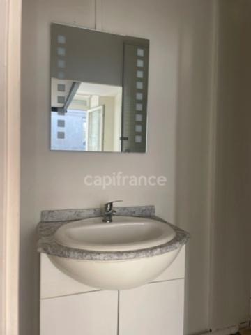 Appartement 1 pièce en hyper-centre, très calme