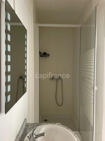 Appartement 1 pièce en hyper-centre, très calme