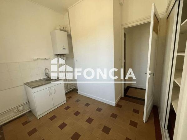 Location Appartement 3 pièces 53.19 m² - 38 GRANDE RUE Fleurieu Sur Saone 69250