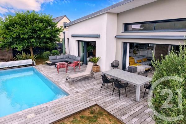 Maison à vendre  5 pièces - 147 m 2   VANNES  - 56