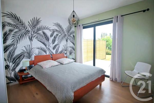 Maison à vendre  5 pièces - 147 m 2   VANNES  - 56