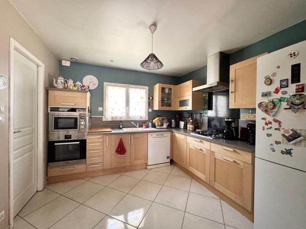 Maison 113 m² piscine et grand terrain de 3 043 m²