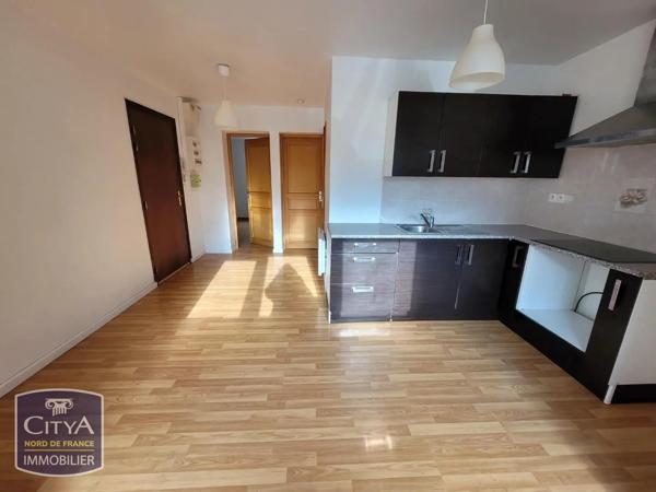 Appartement à louer 2 pièces 41.3m² Cambrai (59400)