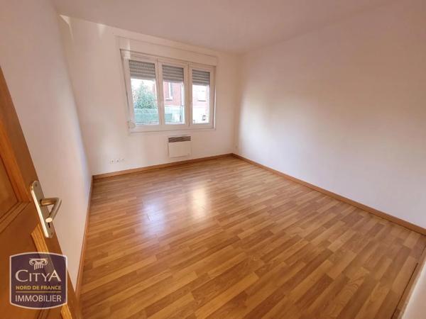 Appartement à louer 2 pièces 41.3m² Cambrai (59400)