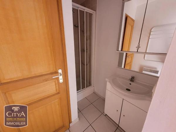 Appartement à louer 2 pièces 41.3m² Cambrai (59400)