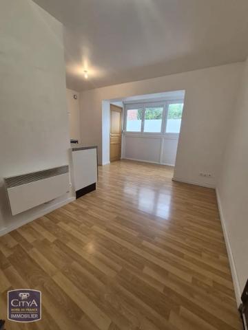 Appartement à louer 2 pièces 41.3m² Cambrai (59400)