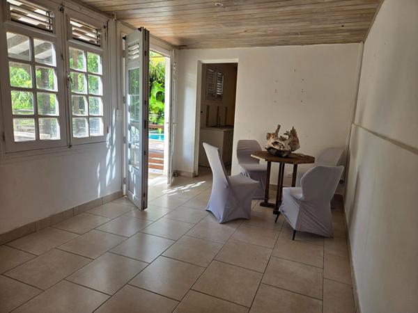 Immeuble Riviere Pilote 10 pièce(s)