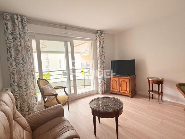 Appartement de Standing sécurisé 3 pièces - Parking - Balcon à vendre à Compiègne Centre -