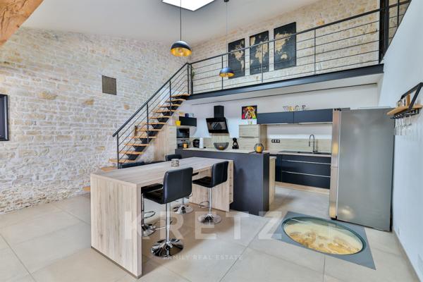 Corps de ferme devenu villa contemporaine