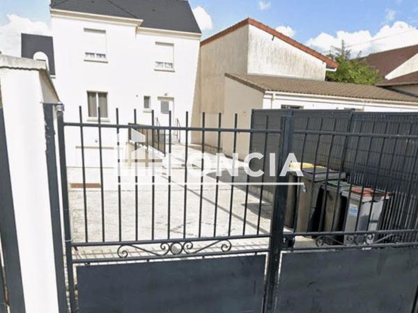 Location Appartement 3 pièces 42.2 m² - 32 RUE GASTON MAURER Bezons 95870