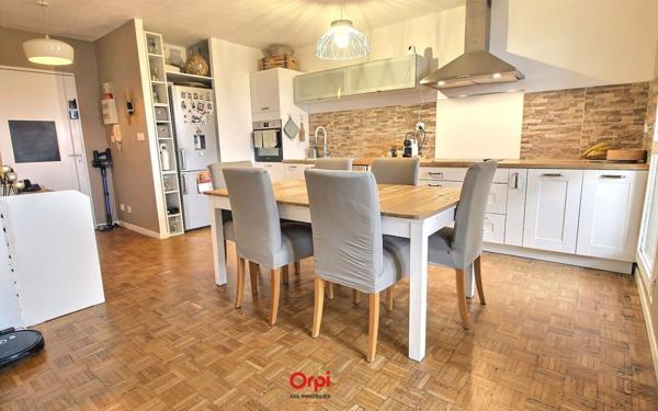 Appartement à vendre    5 pièces • 89 m2 Marseille 11