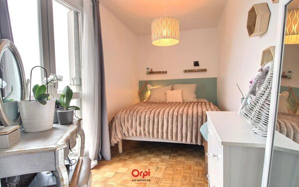 Appartement à vendre    5 pièces • 89 m2 Marseille 11